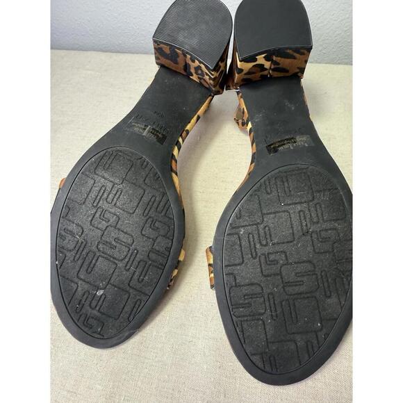 Unisa Women's Shoes Sandals Animal Print Heel Size 8,5M - Picture 8 of 9